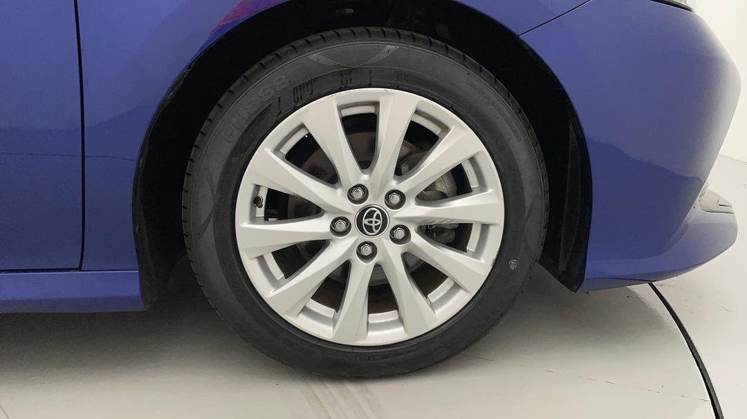 2019 Toyota Camry Ascent, Automatic, 67103 km, Right Front Wheel