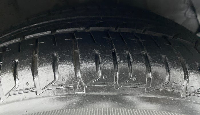 2017 Hyundai Verna 1.6 SX VTVT, Petrol, Manual, 11,826 km, Right Front Tyre Tread