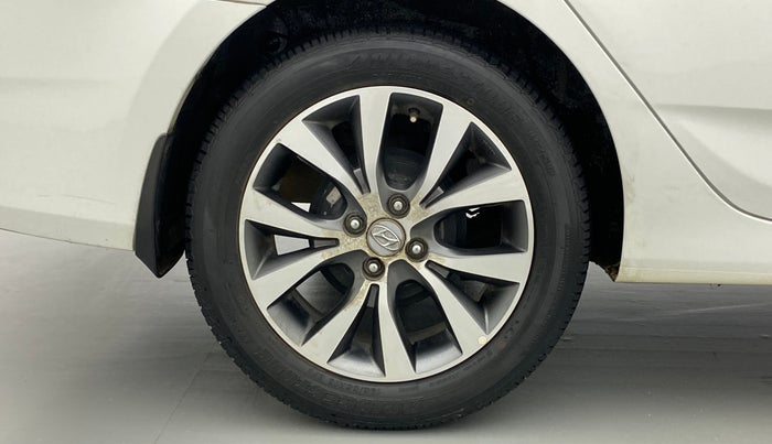 2017 Hyundai Verna 1.6 SX VTVT, Petrol, Manual, 11,826 km, Right Rear Wheel