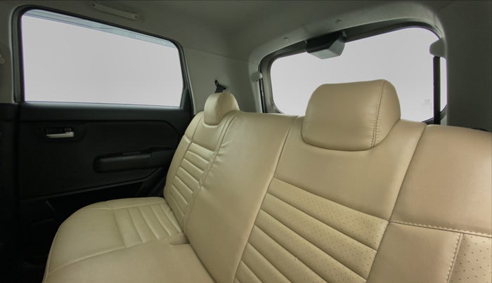 2020 Maruti New Wagon-R VXI 1.0, Petrol, Manual, 29,499 km, Right Side Rear Door Cabin