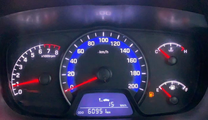 2017 Hyundai Xcent E PLUS, Petrol, Manual, 61,001 km, Odometer Image