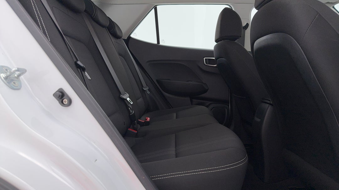 2023 Hyundai Venue Venue, Automatic, 50200 km, Right Side Rear Door Cabin View