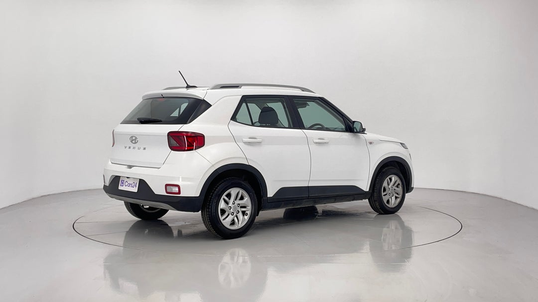 2023 Hyundai Venue Venue, Automatic, 50200 km, Right Back Diagonal (45- Degree) View