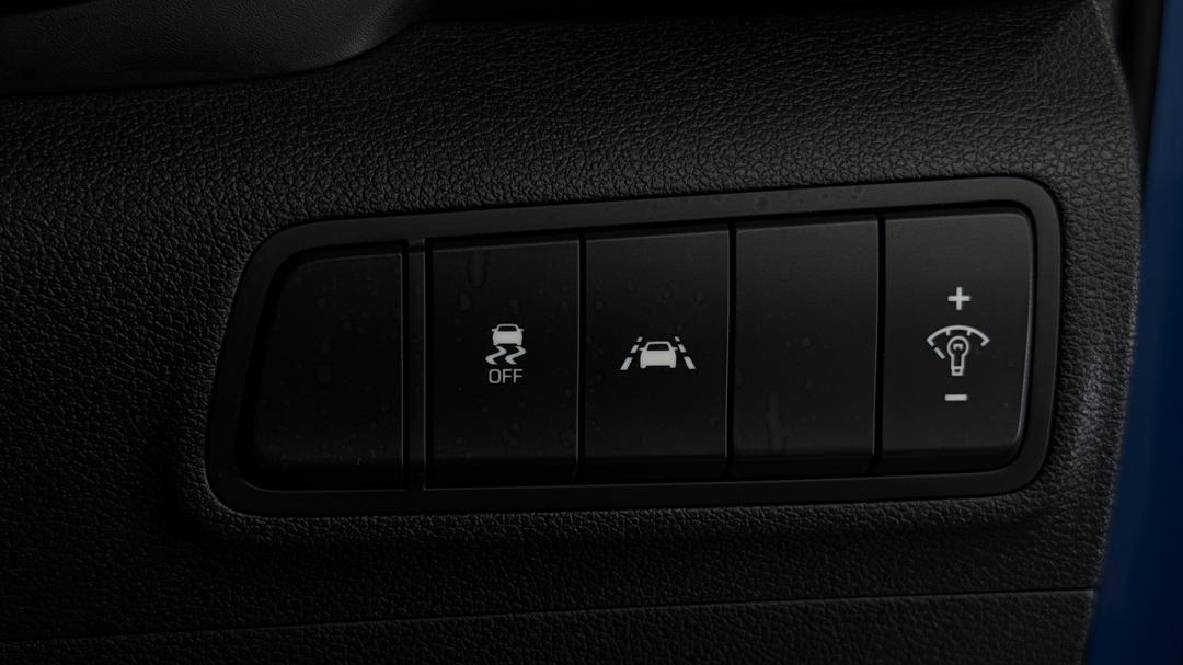 2020 Hyundai Tucson Active X (2WD) Black Int, Automatic, 37268 km, Utility Switches/Buttons
