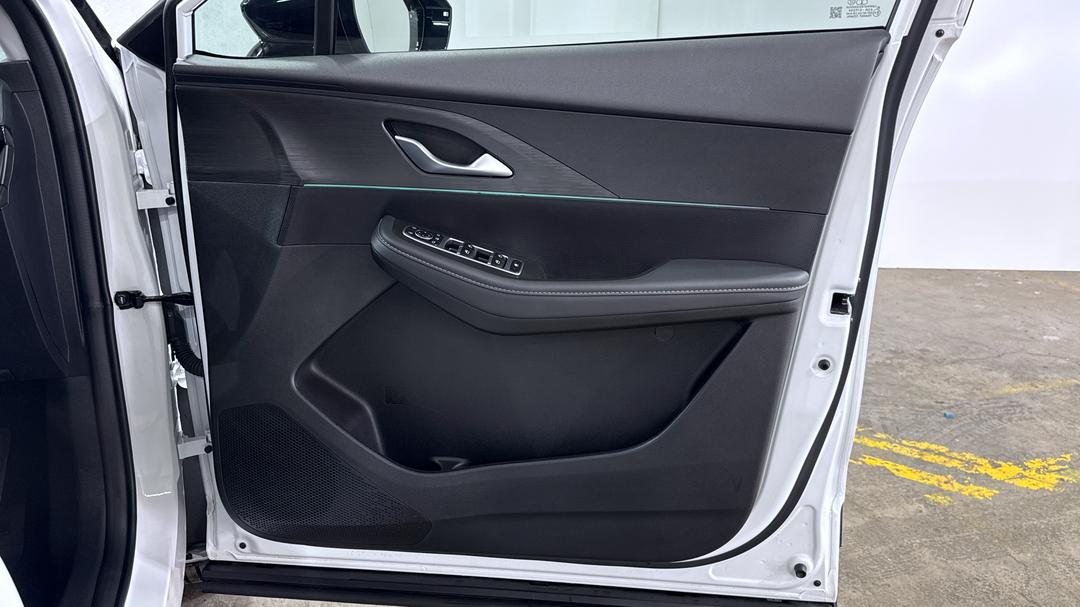2025 Chery C5 Ultimate, Automatic, 19284 km, Speaker View
