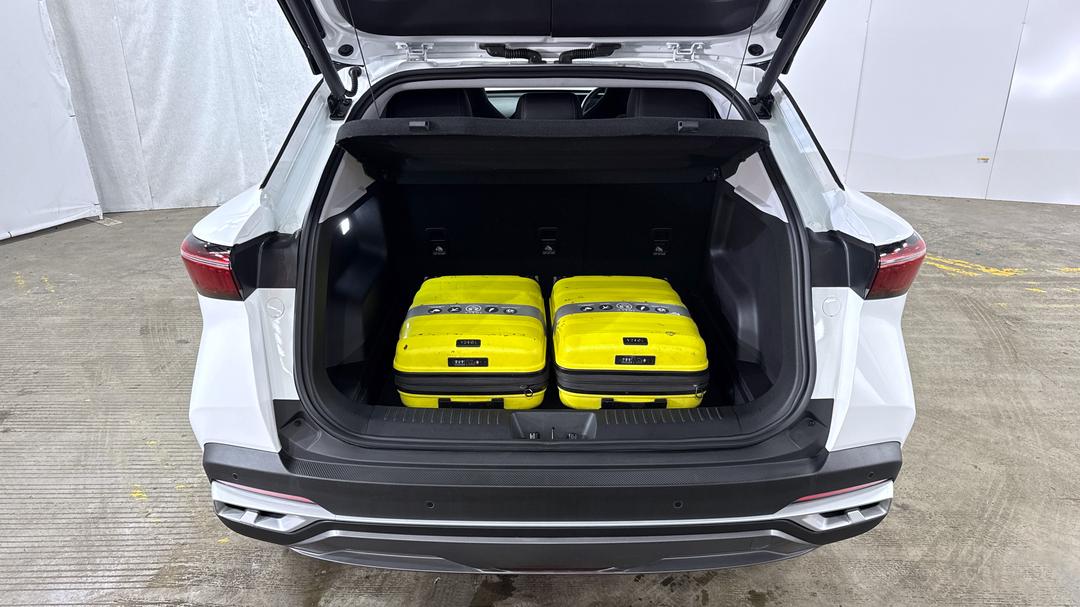 2025 Chery C5 Ultimate, Automatic, 19284 km, Boot Inside View with Luggage