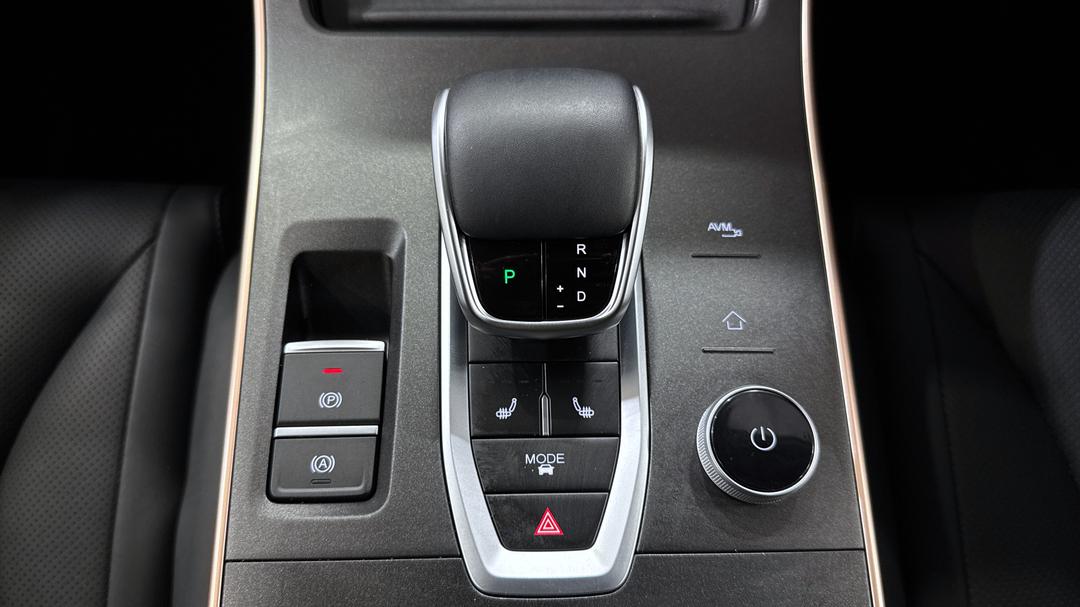 2025 Chery C5 Ultimate, Automatic, 19284 km, Gear Lever 