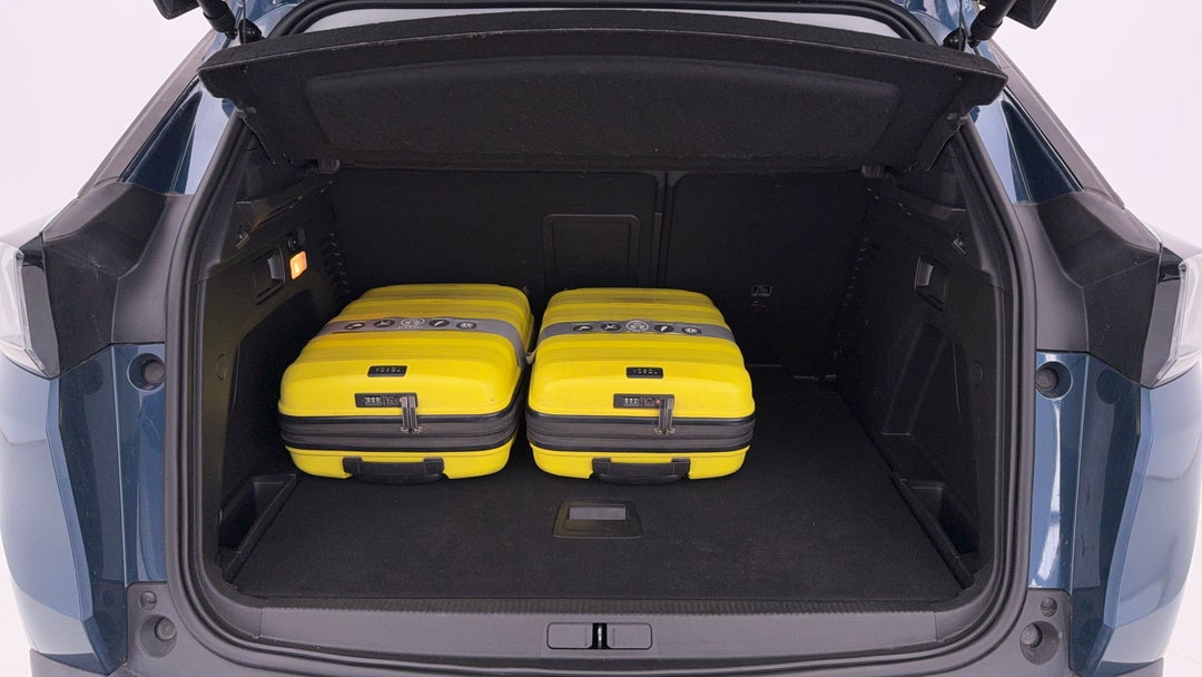 2021 Peugeot 3008 Allure 1.6 Thp, Automatic, 94305 km, Boot Inside View with Luggage