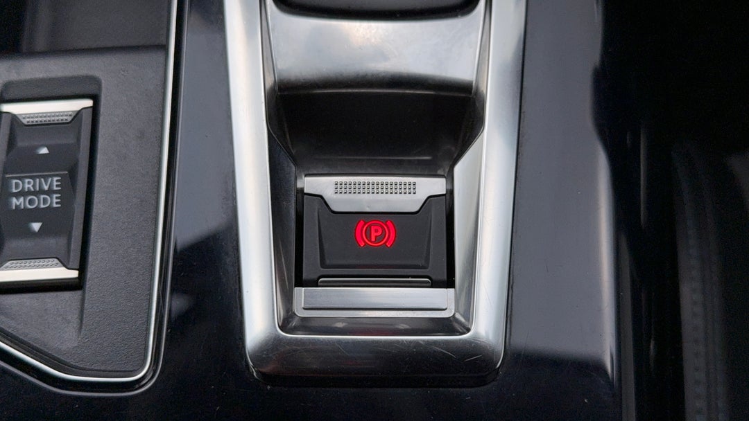 2021 Peugeot 3008 Allure 1.6 Thp, Automatic, 94305 km, Handbrake