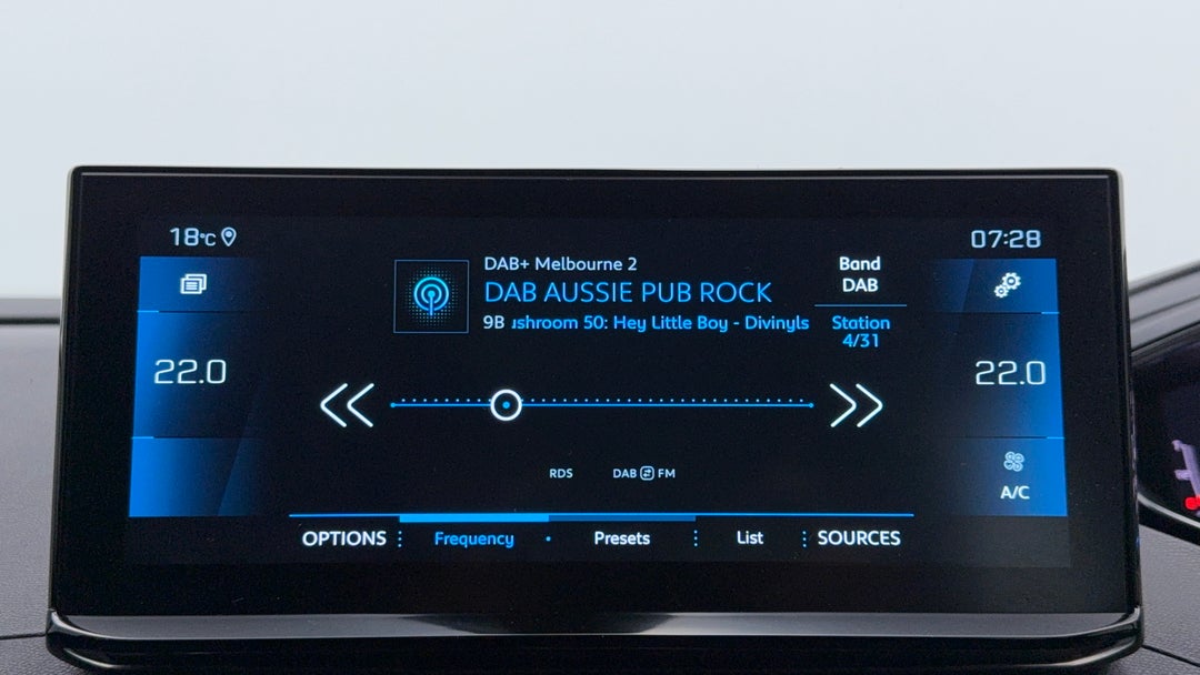 2021 Peugeot 3008 Allure 1.6 Thp, Automatic, 94305 km, Infotainment System