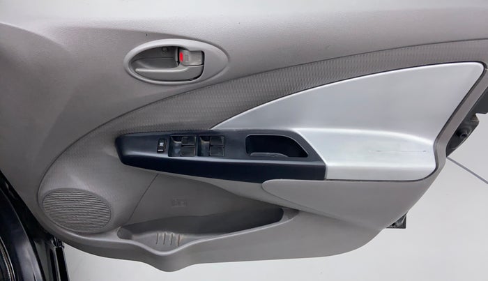 2011 Toyota Etios GD, Diesel, Manual, 1,23,343 km, Driver Side Door Panel Controls