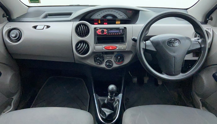 2011 Toyota Etios GD, Diesel, Manual, 1,23,343 km, Dashboard View