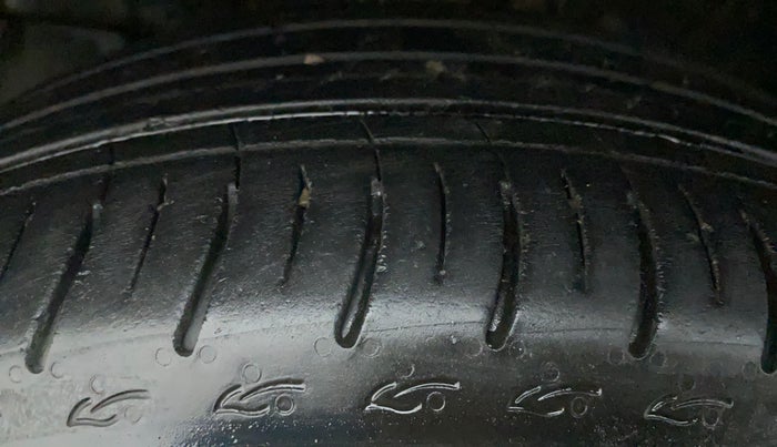 2022 Honda City 1.5L I-VTEC V MT 5TH GEN, Petrol, Manual, 20,344 km, Left Front Tyre Tread