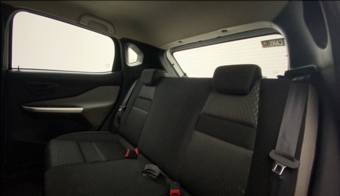 2021 Nissan MAGNITE XE, Petrol, Manual, 30,889 km, Right Side Rear Door Cabin