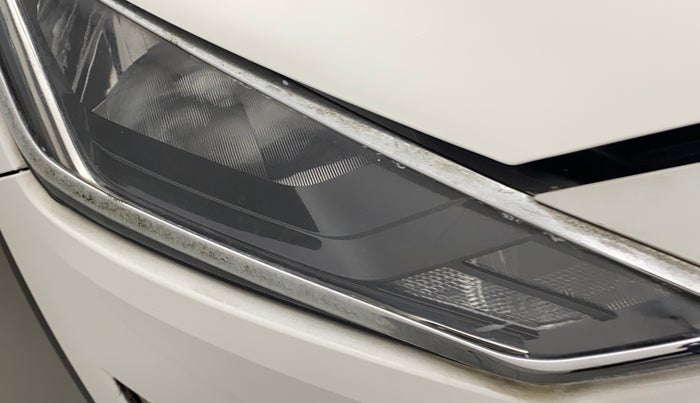 2021 Nissan MAGNITE XE, Petrol, Manual, 30,889 km, Right headlight - Minor scratches