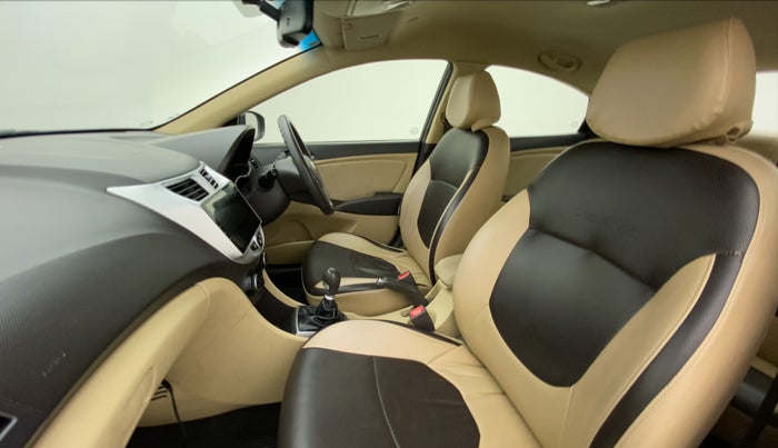 2017 Hyundai Verna FLUIDIC 1.6 SX VTVT, Petrol, Manual, 84,183 km, Right Side Front Door Cabin