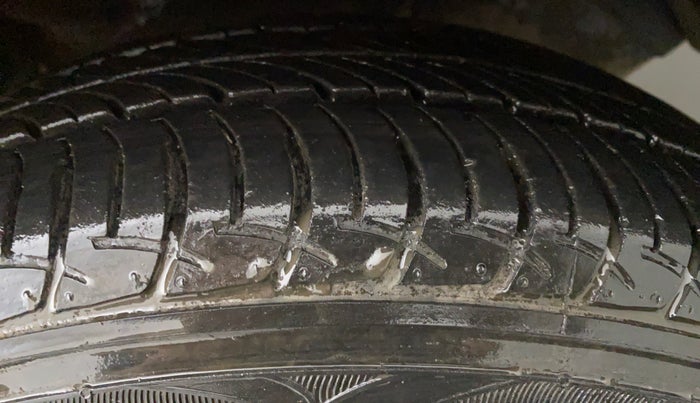 2018 Maruti Celerio VXI d, Petrol, Manual, 31,822 km, Left Rear Tyre Tread