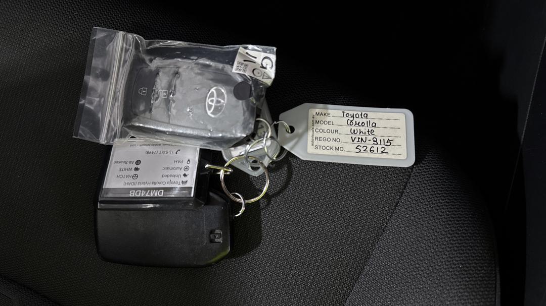 2024 Toyota Corolla Ascent Sport + Conv Pk Hybrid, Automatic, 24979 km, Key Close-up
