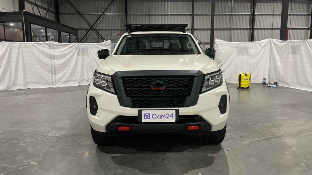2021 Nissan Navara Pro-4x (4x4), Automatic, 100037 km, Front View