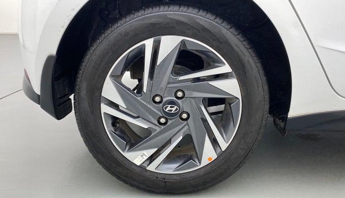 2021 Hyundai NEW I20 ASTA 1.2 MT, Petrol, Manual, 12,483 km, Right Rear Wheel