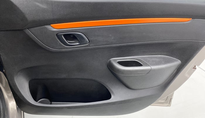 2018 Renault Kwid CLIMBER 1.0, Petrol, Manual, 14,878 km, Driver Side Door Panels Control