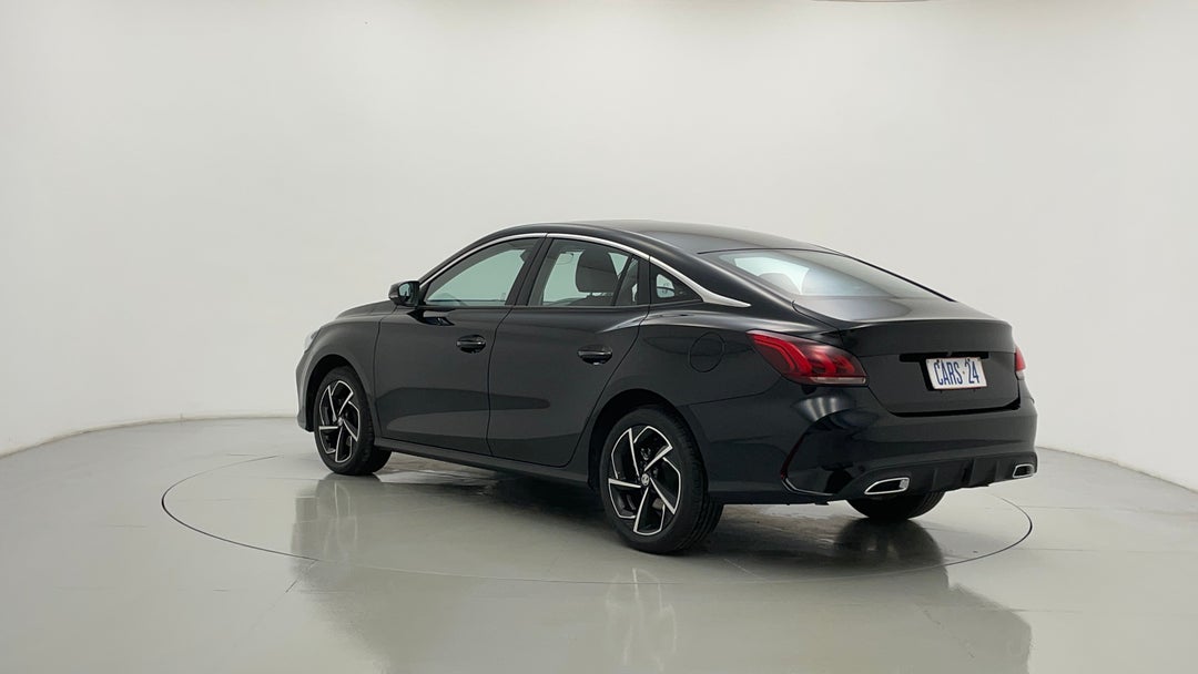 Left Back Diagonal (45- Degree) View