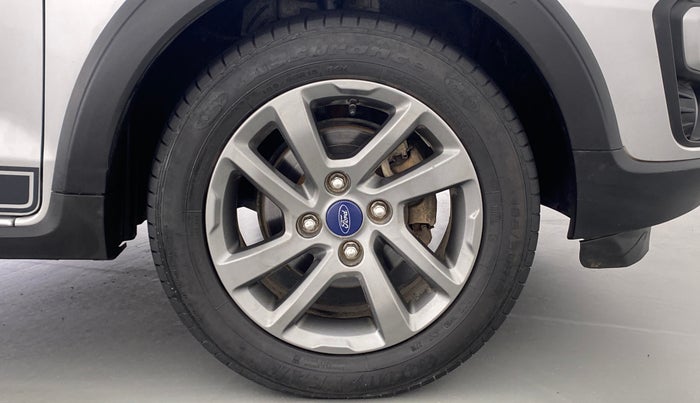 2018 Ford FREESTYLE TITANIUM Plus 1.5 TDCI MT, Diesel, Manual, 37,125 km, Right Front Wheel