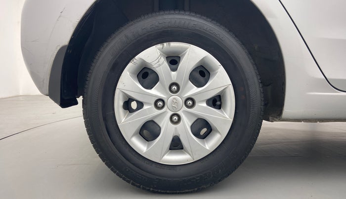 2018 Hyundai Elite i20 MAGNA EXECUTIVE CVT, Petrol, Automatic, 28,677 km, Right Rear Wheel