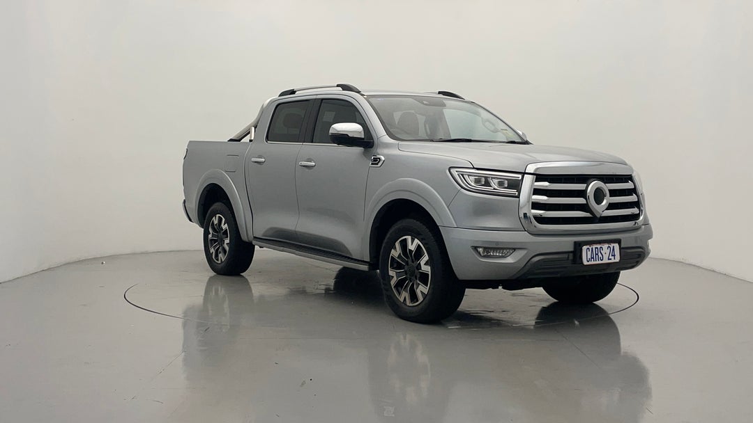 Right Front Diagonal (45- Degree) View