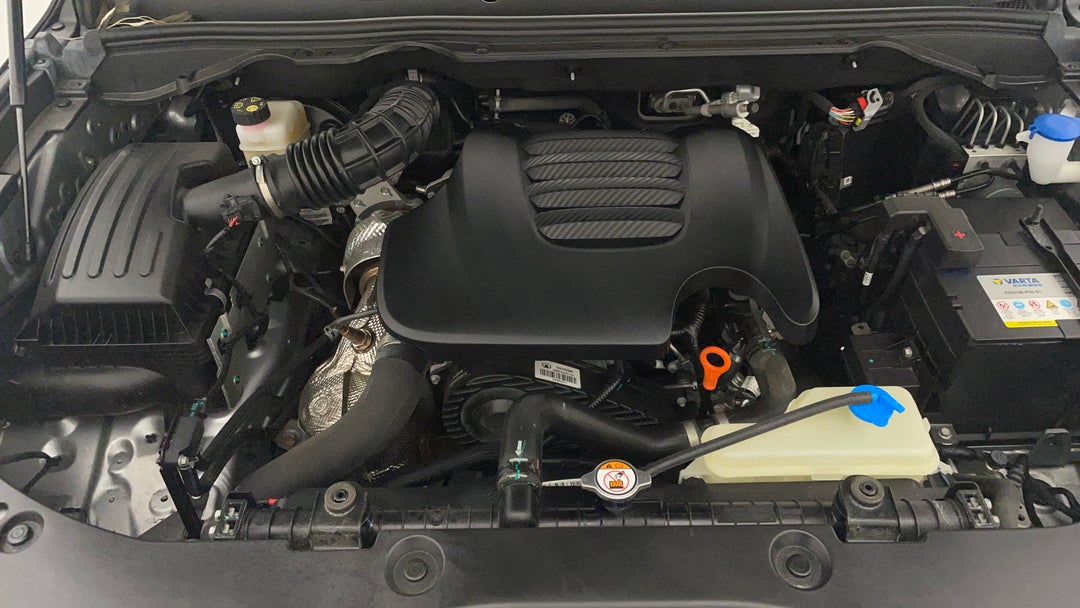 Open Bonnet (Engine)