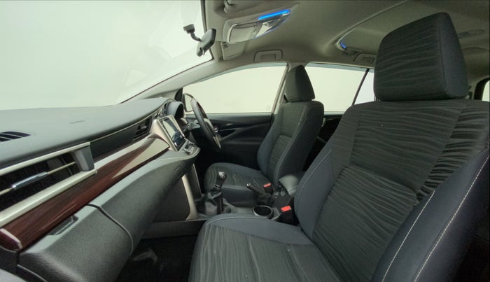 2022 Toyota Innova Crysta 2.7 VX 7 STR, Petrol, Manual, 13,719 km, Right Side Front Door Cabin