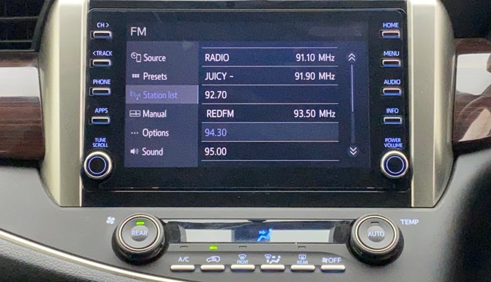 2022 Toyota Innova Crysta 2.7 VX 7 STR, Petrol, Manual, 13,719 km, Infotainment System