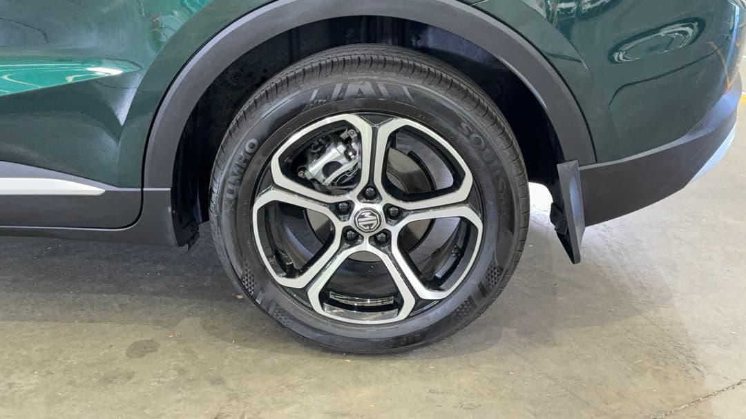 2025 MG ZS Vibe, Automatic, 9646 km, Left Rear Wheel