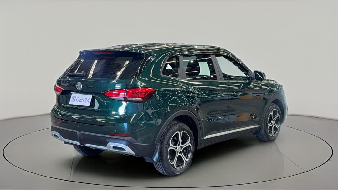 2025 MG ZS Vibe, Automatic, 9646 km, Right Back Diagonal (45- Degree) View