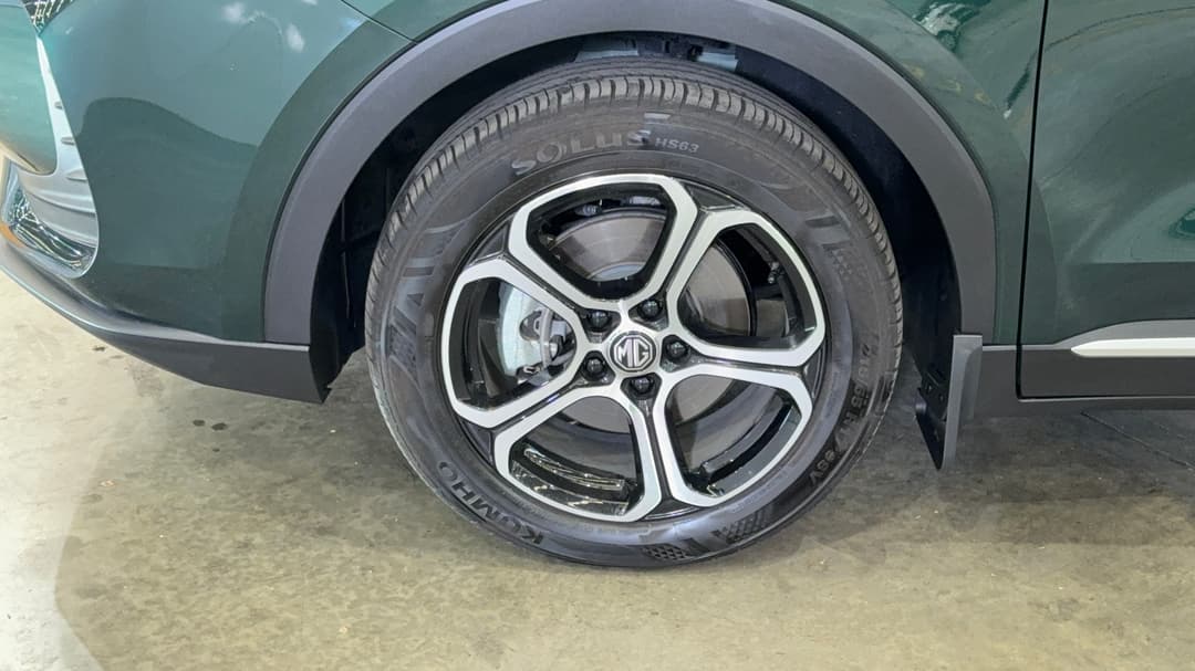 2025 MG ZS Vibe, Automatic, 9646 km, Left Front Wheel