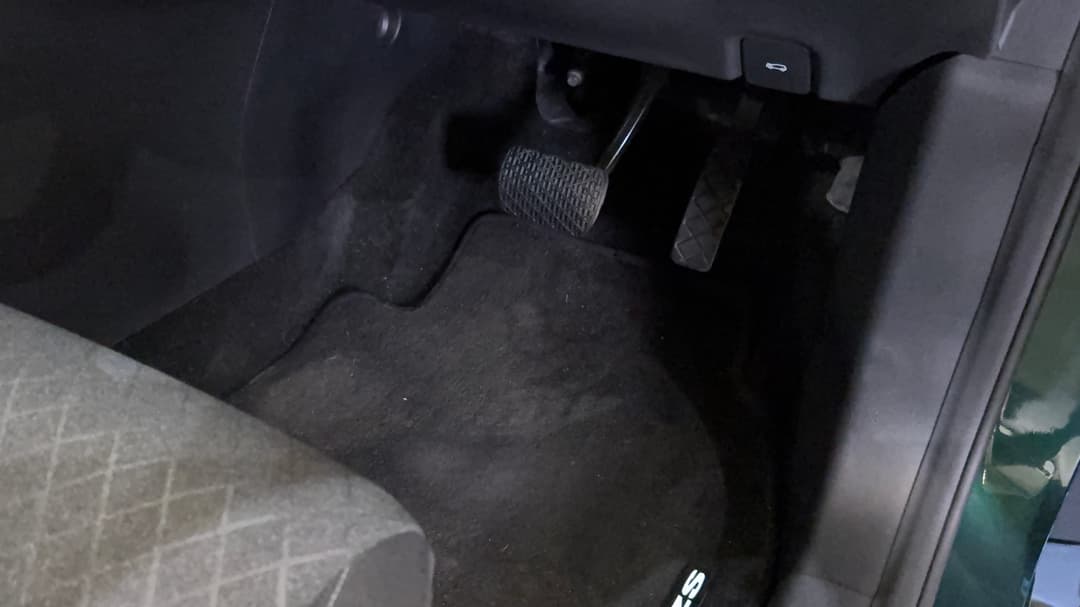 2025 MG ZS Vibe, Automatic, 9646 km, Pedals and Footmat