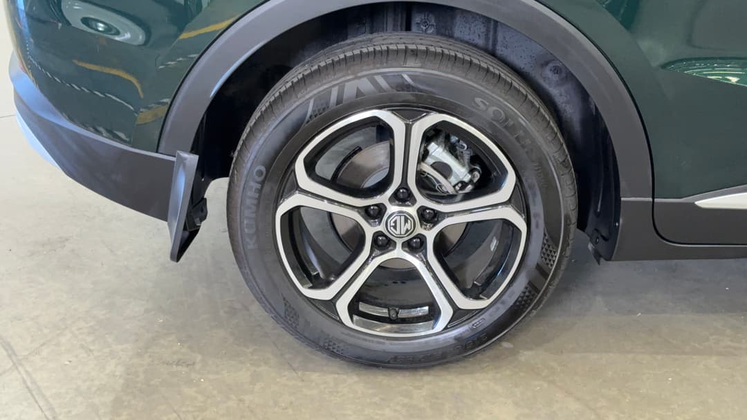 2025 MG ZS Vibe, Automatic, 9646 km, Right Rear Wheel