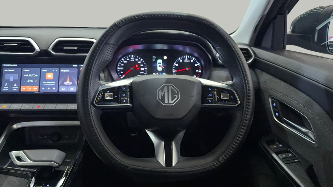2025 MG ZS Vibe, Automatic, 9646 km, Steering Wheel Close-up