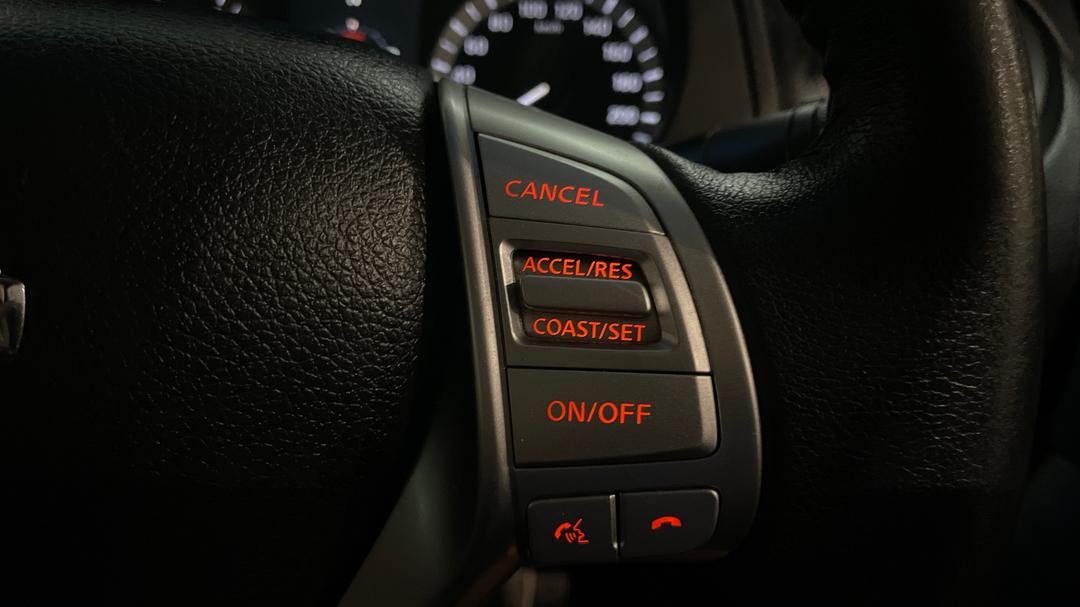 2016 Nissan Navara St-X (4x2), Automatic, 162767 km, Cruise Control