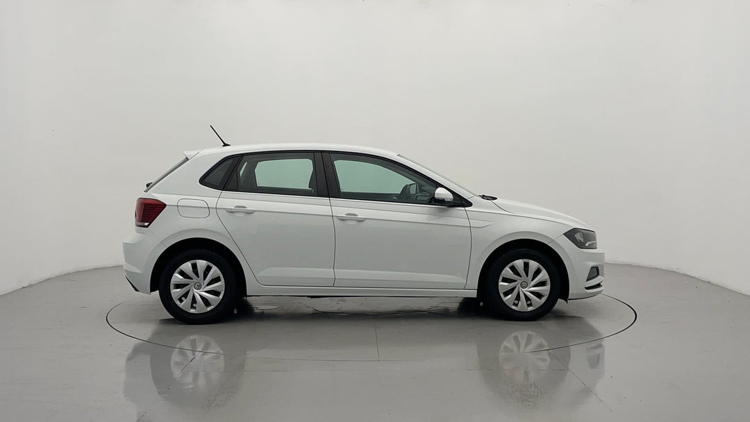 2018 Volkswagen Polo 70tsi Trendline, Automatic, 115590 km, Right Side View