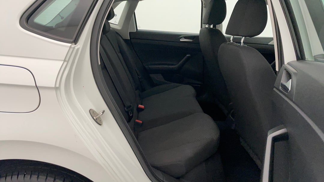 2018 Volkswagen Polo 70tsi Trendline, Automatic, 115590 km, Right Side Rear Door Cabin View