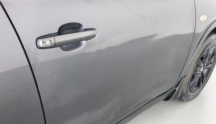 2019 Maruti Vitara Brezza ZDI AMT, Diesel, Automatic, 56,107 km, Driver-side door - Slightly dented