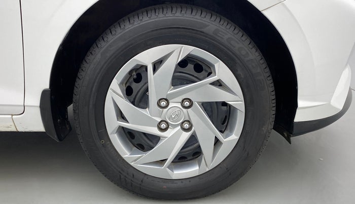 2020 Hyundai NEW I20 MAGNA 1.2 MT, Petrol, Manual, 3,679 km, Right Front Wheel