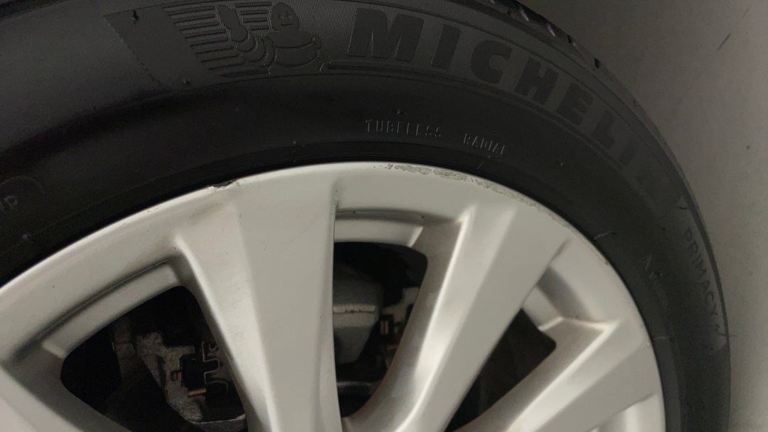 Wheels Rim Rear LHS Scuff