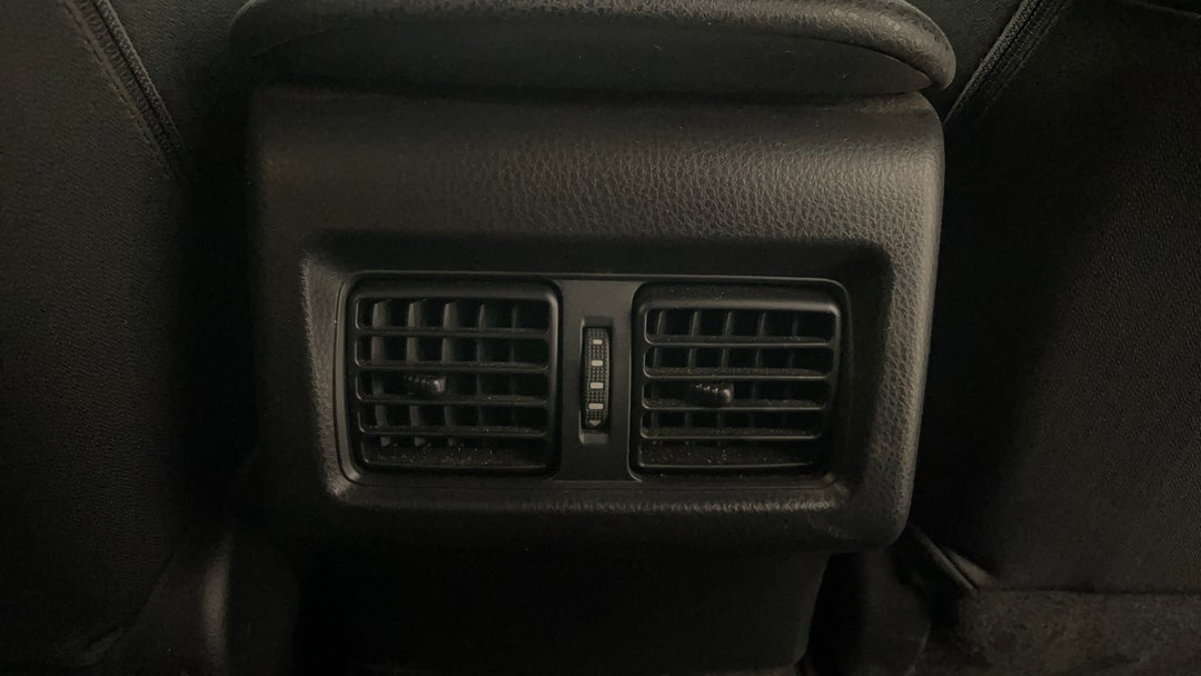 Rear A/C Vent