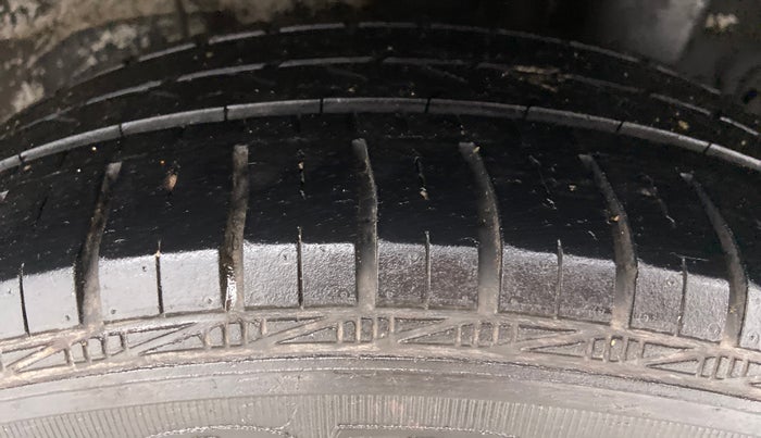 2018 Hyundai Xcent SX 1.2, Petrol, Manual, 44,174 km, Left Rear Tyre Tread