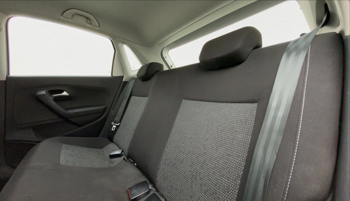 2018 Volkswagen Polo COMFORTLINE 1.0 PETROL, Petrol, Manual, 64,581 km, Right Side Rear Door Cabin
