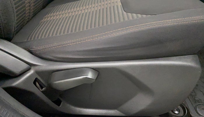 2019 Ford FREESTYLE TITANIUM PLUS 1.5 DIESEL, Diesel, Manual, 67,007 km, Driver Side Adjustment Panel