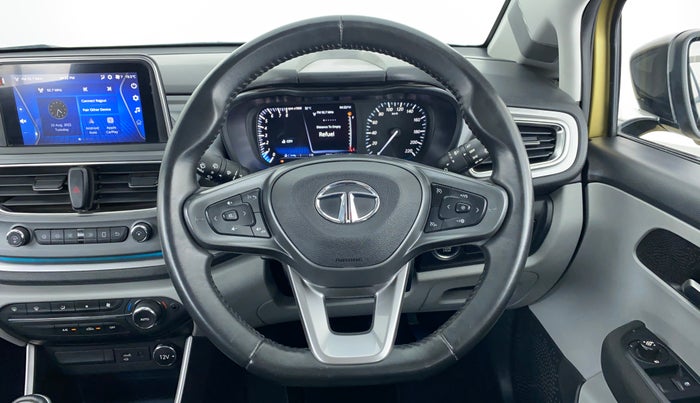 2020 Tata ALTROZ XZ 1.2, Petrol, Manual, 10,219 km, Steering Wheel Close Up