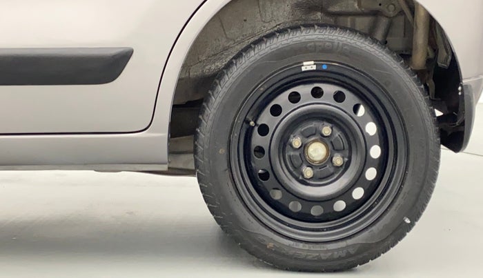 2015 Maruti Wagon R 1.0 VXI, Petrol, Manual, 31,305 km, Left Rear Wheel